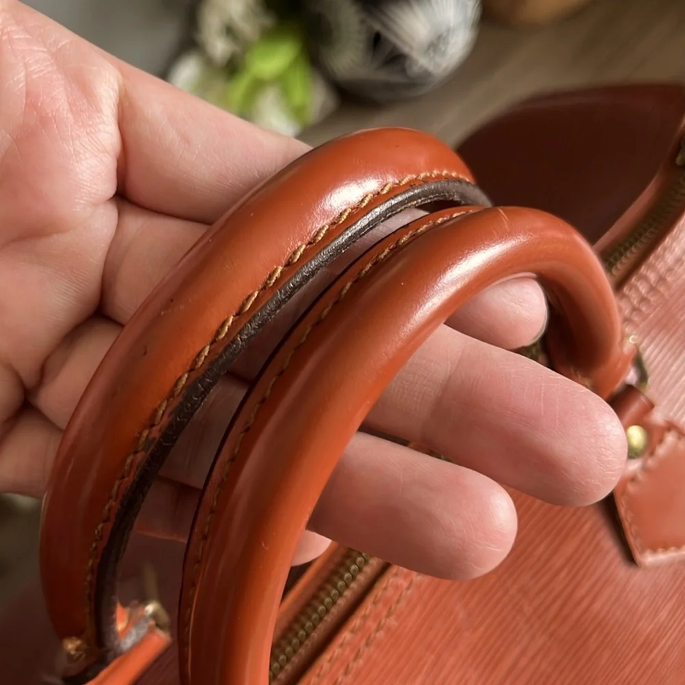 Louis Vuitton Epi Speedy 30 Brown - Picture 3 of 13